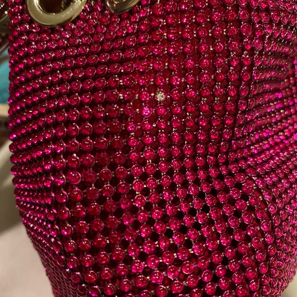 Crystal Bon Bon - Picture 7 of 13